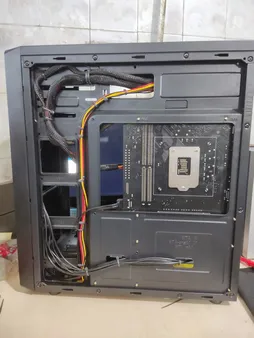 کیس کامپیوتر گرین مدل آوا