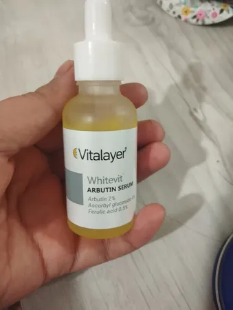 سرم ضد لک ویتالیر مدل آربوتین حجم 30 میلی لیتر