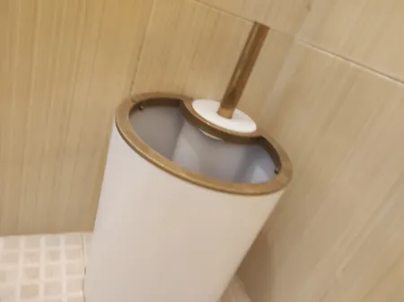 ست سطل زباله و فرچه دیزاین مدل برزیل