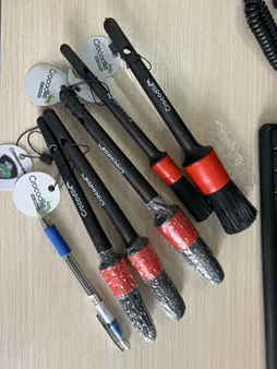 مجموعه 5 عددی برس دیتیلینگ کروکودیل کد 43 به همراه اسفنج سارین