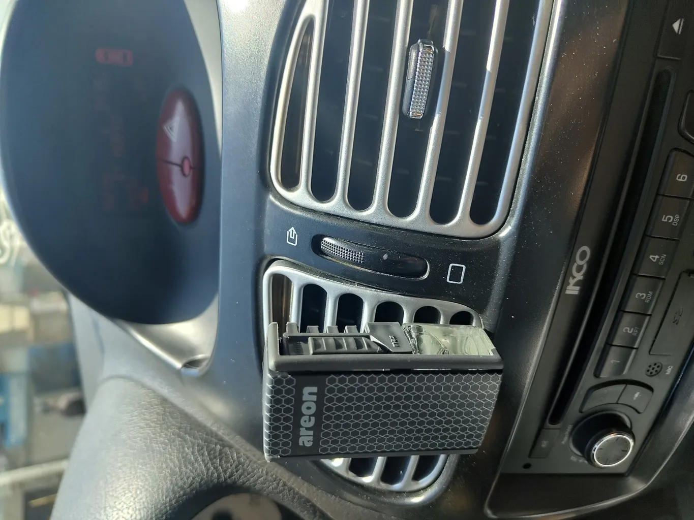 خوشبو کننده آرئون مدل sport lux silver