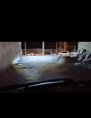 پرژکتور دو کنتاکت خودرو طرح نقطه ای بسته دو عددی