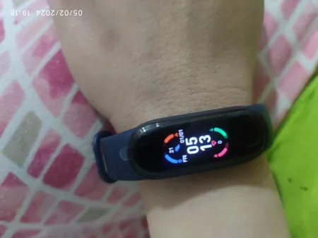 ساعت هوشمند مدل EF MI BAND 6 صفحه نمایش رنگی، شمارش ضربان قلب بند سیلیکونی