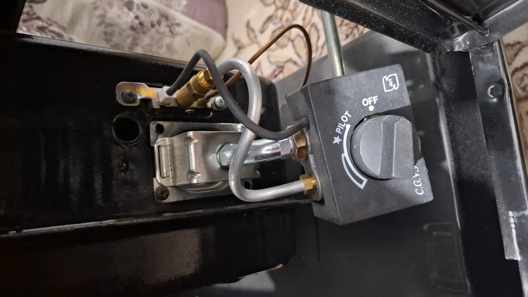 بخاری گازی مروارید سوز طرح گرافیکی مدل 8000