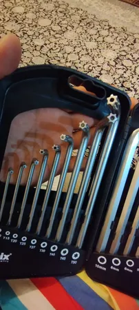 مجموعه 18 عددی آچار آلن و آچار ستاره‌ای رونیکس مدل NIX-2052