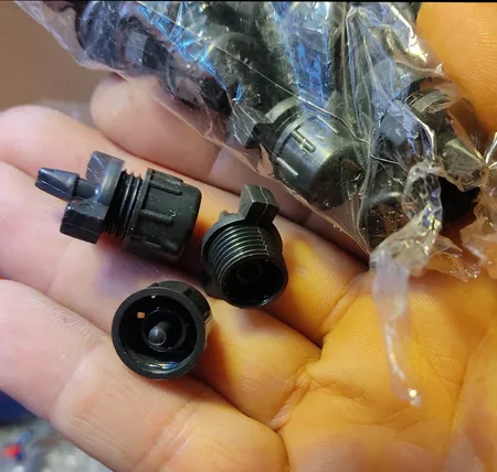 قطره چکان آبیاری مدل JS8 بسته 50 عددی