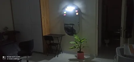 لامپ 20 وات مدل شارژی پایه متصل