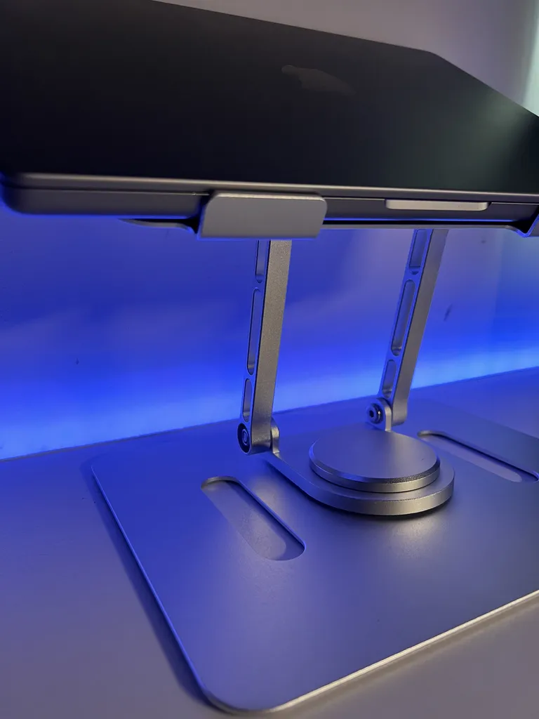 پایه نگهدارنده لپ تاپ مدل Adjustable-R