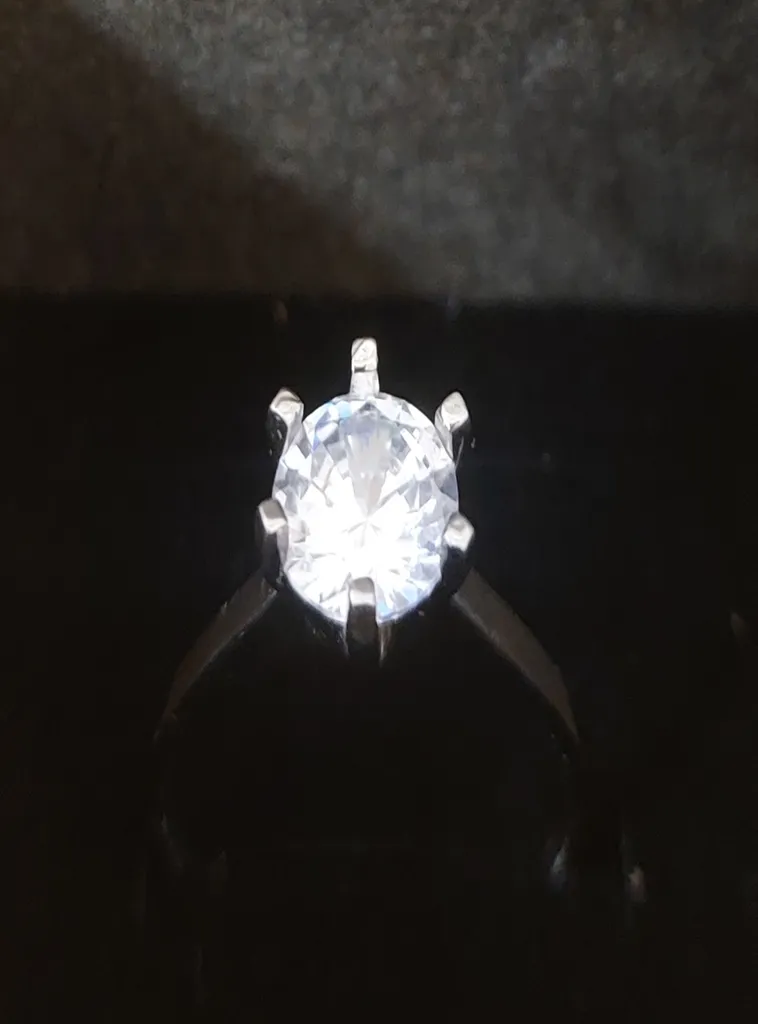 انگشتر نقره زنانه مدل هرنس