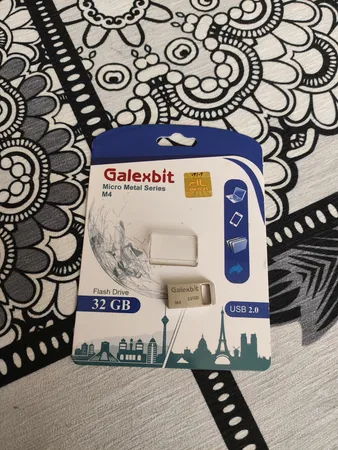 فلش مموری گلکسبیت مدل M4 ظرفیت 32 گیگابایت