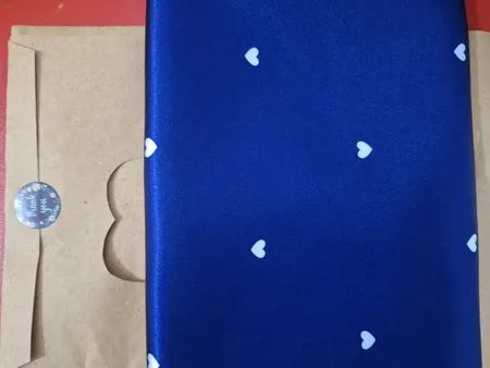 رو بالشی مدل ساتن ابریشم طرح قلب