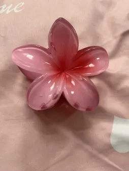 کلیپس مو زنانه مدل گل پلومریا کد brg 410