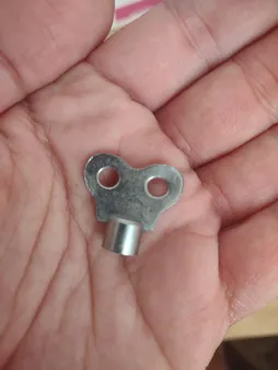 آچار هواگیر رادیاتور کد ۱۱