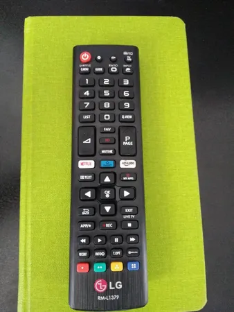 ریموت کنترل مدل RM-L1379