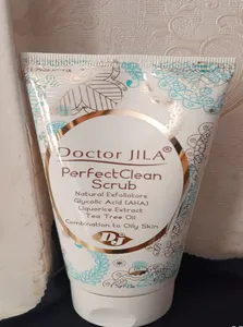 تجریه خرید اسکراب لایه بردار دکتر ژیلا مدل پرفکت کلین حجم 140 گرم