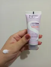 تجریه خرید کرم ضد چروک سی گل مدل A.H.A 10% حجم 40 میلی لیتر