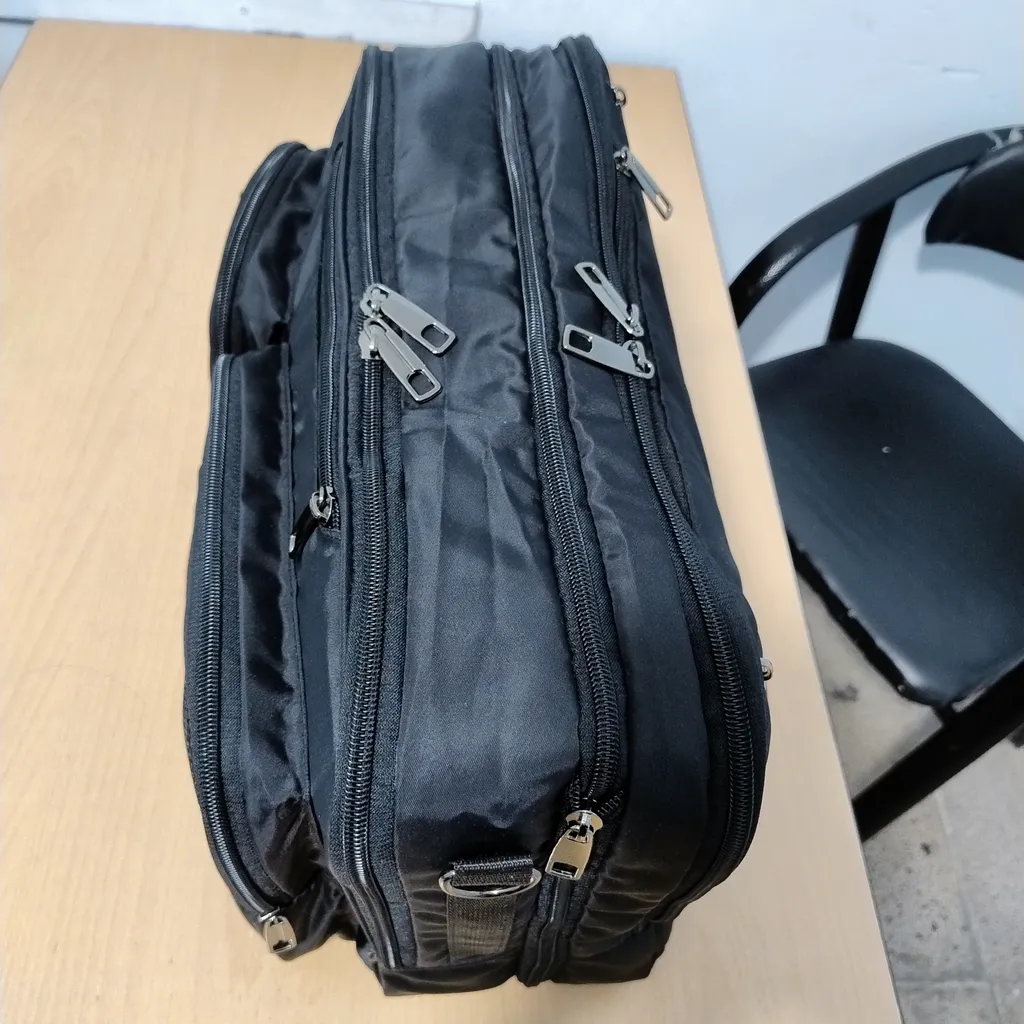 کیف لپ تاپ فوروارد مدل FCLT1081-16 مناسب برای لپ تاپ 16.4 اینچی