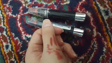 رژ لب مدادی میلوس شماره 23