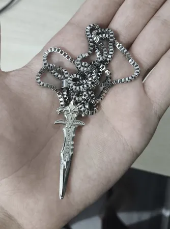 گردنبند مردانه رزالیا طرح خنجر مدل NM-SSC-35