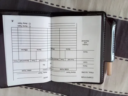 کارت داوری فوتبال طرح FIFA 56