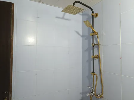 علم دوش حمام ققنوس مدل یونیورست Xtrim