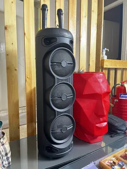 اسپیکر بلوتوثی قابل حمل مدل KBr0ad