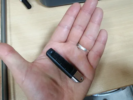 ریموت درب بازکن بلوتوثی مدل MD 433