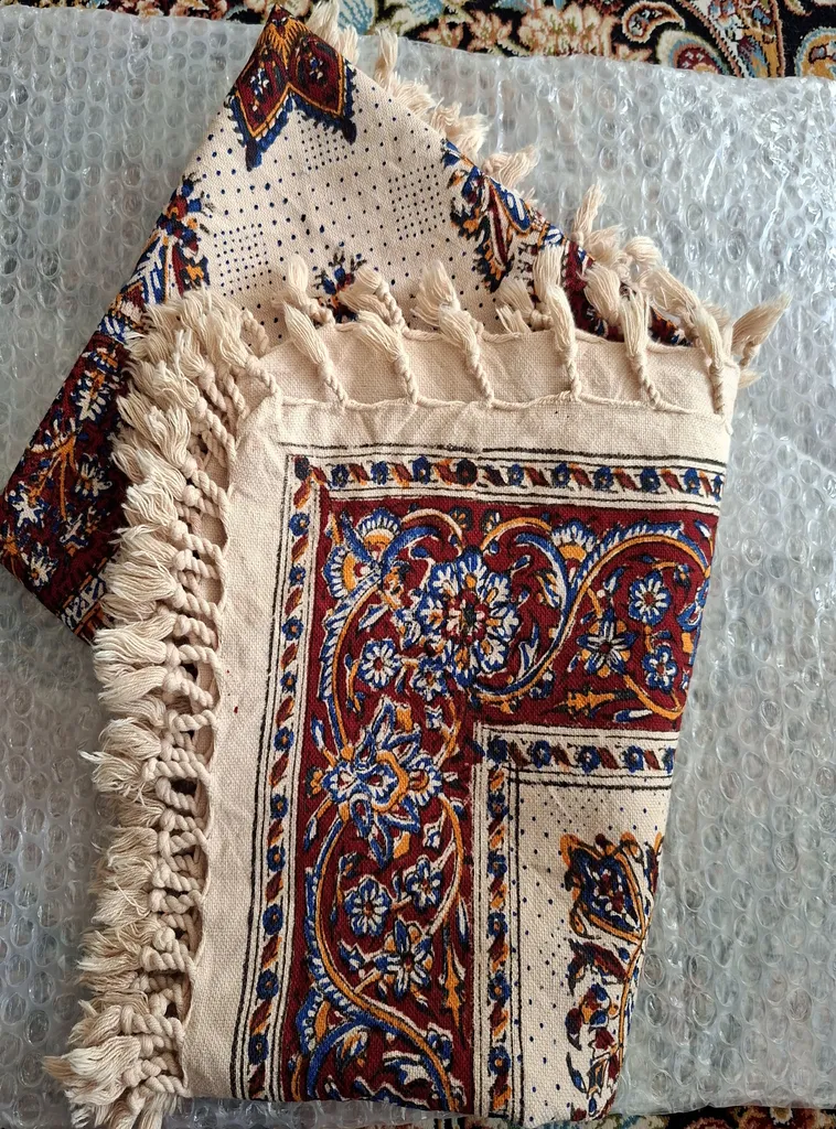 سفره قلمکار دن هوم طرح بته جقه