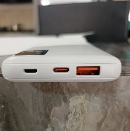 پاور بانک تسکو مدل TP 926 ظرفیت 10000 میلی آمپر ساعت