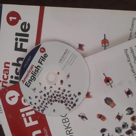 کتاب American English File 1 اثر جمعی از نویسندگان انتشارات Oxford