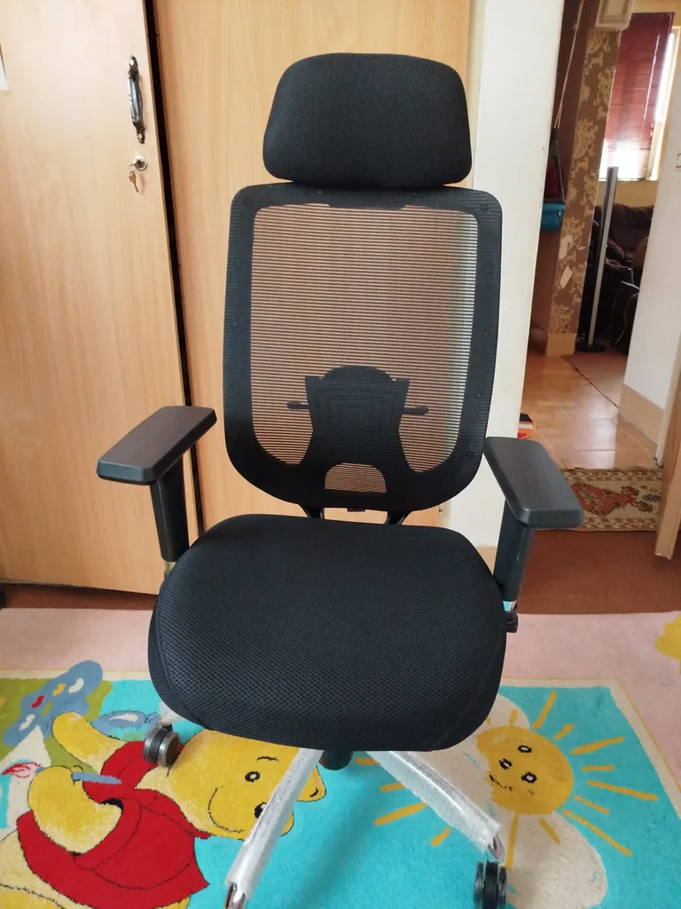 صندلی اداری بتیس مدل b205m