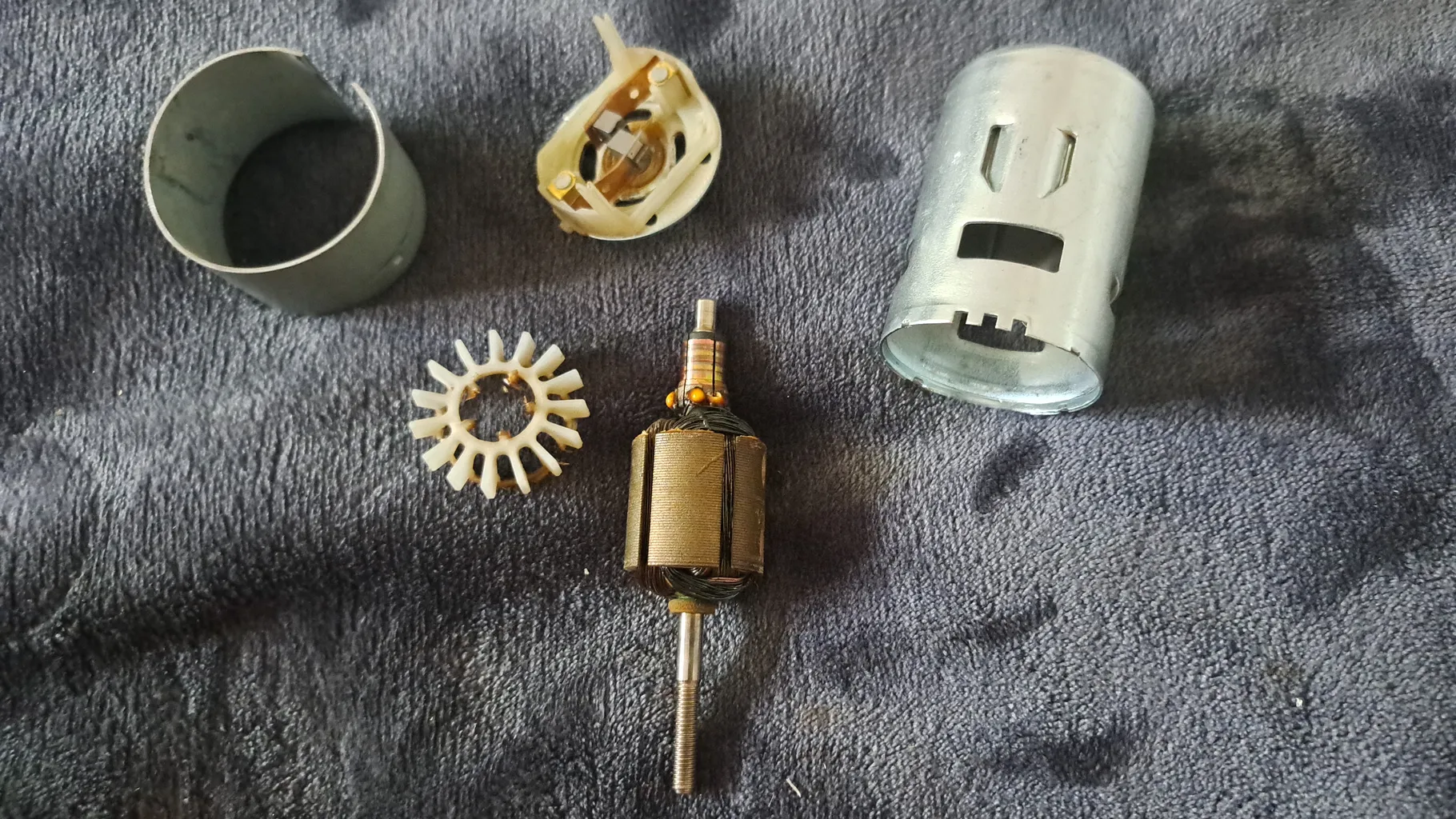 علف زن شارژی مدل Na05