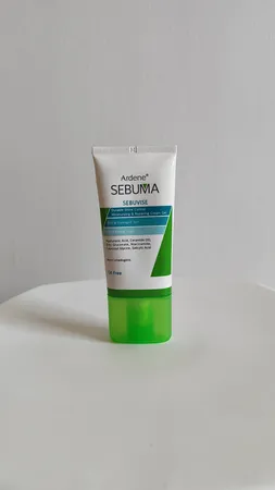 کرم ژل ترمیم کننده آردن سبوما مناسب پوست های چرب حجم 40 میلی لیتر