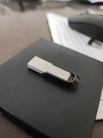 فلش مموری سن دیسک مدل Ultra Flair CZ73 ظرفیت 512 گیگابایت