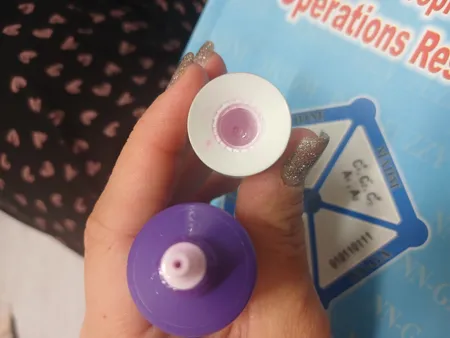 کرم روشن کننده بایو آکوا مدل CHERRY حجم 30 میلی لیتر