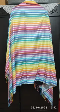 حوله استخری مدل رنگین کمان سایز 103× 180 سانتیمتر