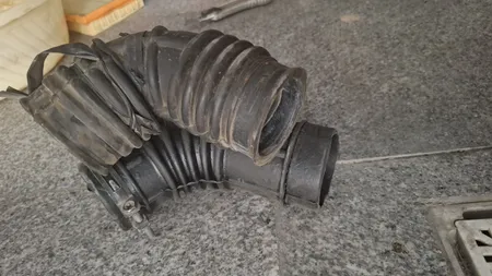 لوله خرطومی هواکش خودرو چیکال مدل M-16 مناسب برای کیا ریو