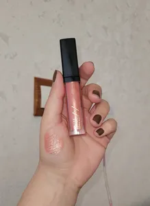 تجریه خرید رژ لب مایع این لی مدل Golden Apncot شماره S130