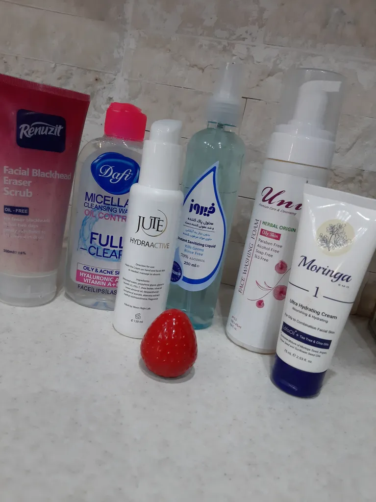 بالم لب کیو سی طرح توت فرنگی کد 2020