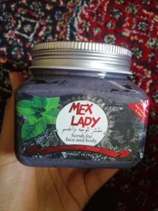 تجریه خرید اسکراب لایه بردار پوست مکس لیدی مدل ذغال وزن 60 گرم