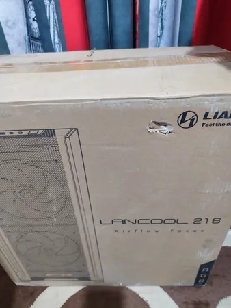 کیس کامپیوتر لیان لی مدل LANCOOL 216 RGB Wh