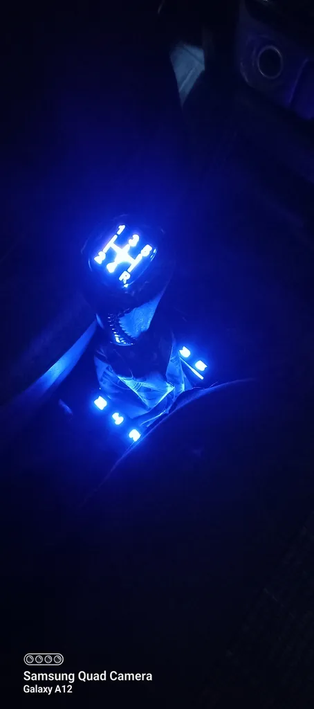 سردنده چراغدار مدل VARNISH BK  مناسب برای پراید