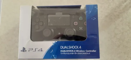 دسته بازی پلی استیشن ۴ مدل DUALSHOCK CUH-ZCT2E
