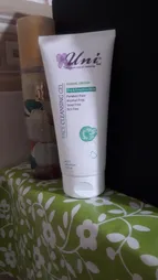 ژل پاک کننده صورت یونی لد مدل Dry And Sensitive Skin حجم 200 میلی لیتر