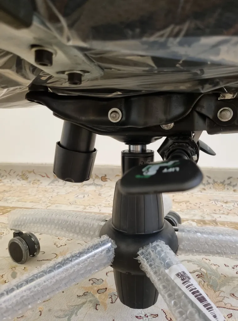 صندلی اداری بتیس مدل b205m