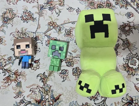 عروسک یانیک مدل شخصیت ماینکرافت کریپر کد 100247 ارتفاع 14/5 سانتی متر
