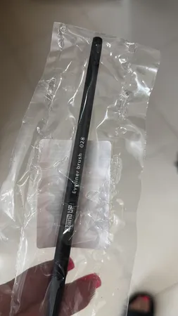 برس خط چشم جویل مدل 000