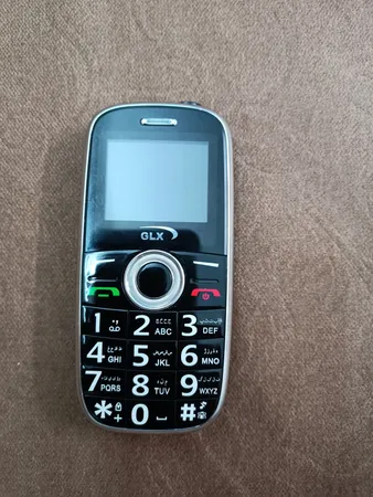 گوشی موبایل جی ال ایکس مدل F8 دو سیم کارت