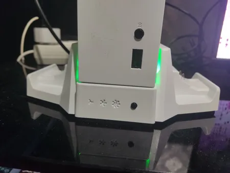 پایه شارژر دسته بازی دابی مدل Dobe TYX-0663 مناسب برای XBOX Sereis S به همراه باطری