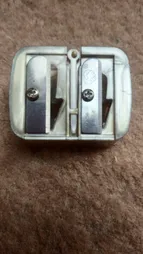 مداد تراش آرایشی دو قلو مدل YOUYI